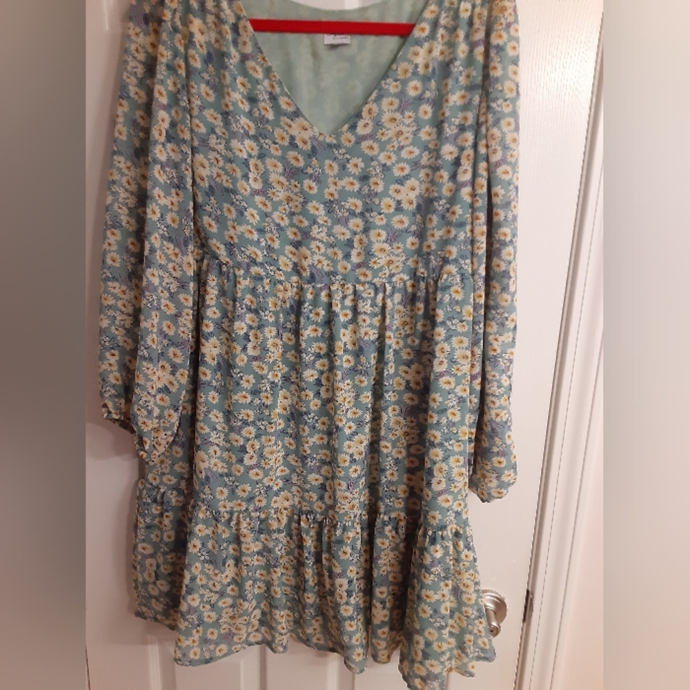 Adorable dress..Paisley print